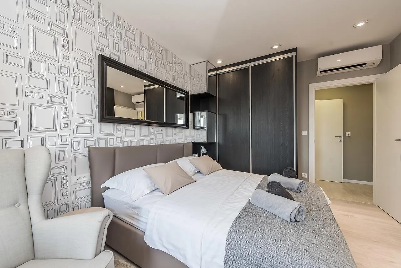 Luxury Apartments Garden Sukosan Croatia