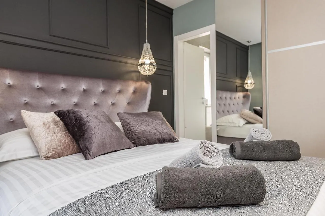 Luxury Apartments Garden Sukosan Croatia